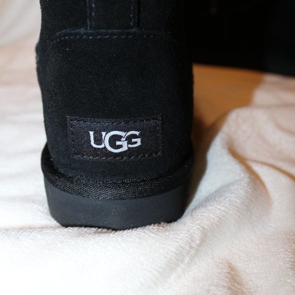 UGG BLACK WATER‎ RESISTANT DOUBLE ZIP MINI BOOTS - Picture 9 of 9